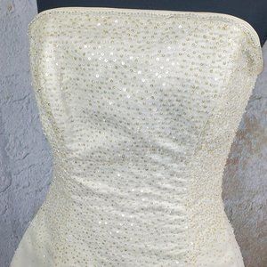 White, Strapless Wedding Gown with Short Train